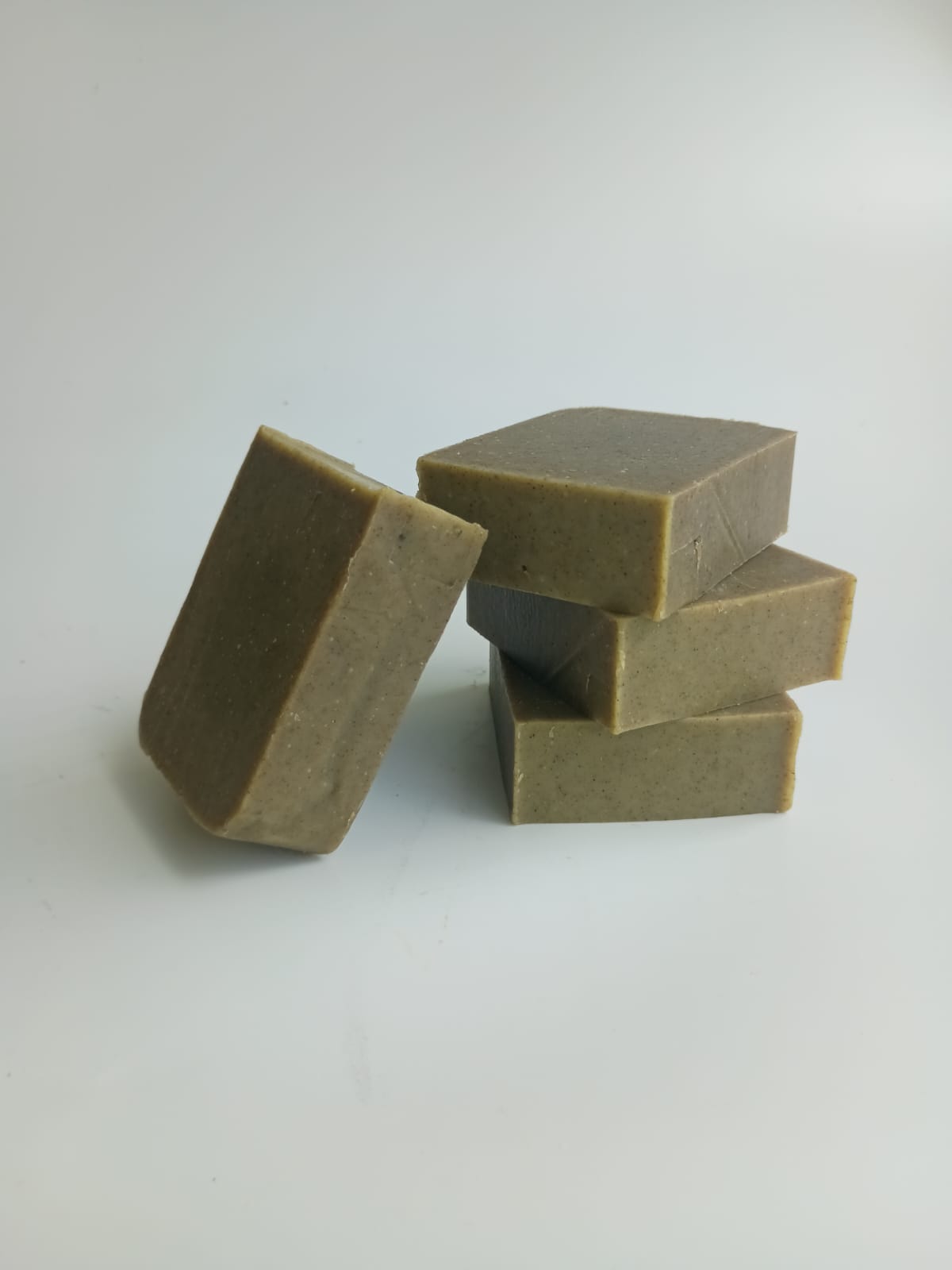 Buy 3 Kuppaimeni Soap, Get 1 Free